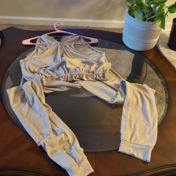 Zip down romper - Picture 3 of 3